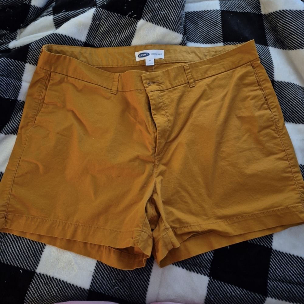 Old Navy Women's Golden Shorts